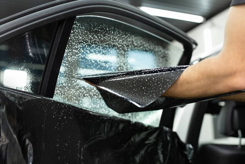 Dark Green UV Cut Glass vs. Car Tint Films: Choosing the Best Option for Your Vehicle.