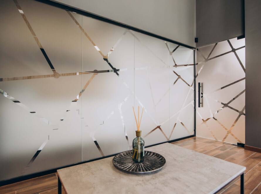 How To Use Glass As Part Of Your Interior Design?