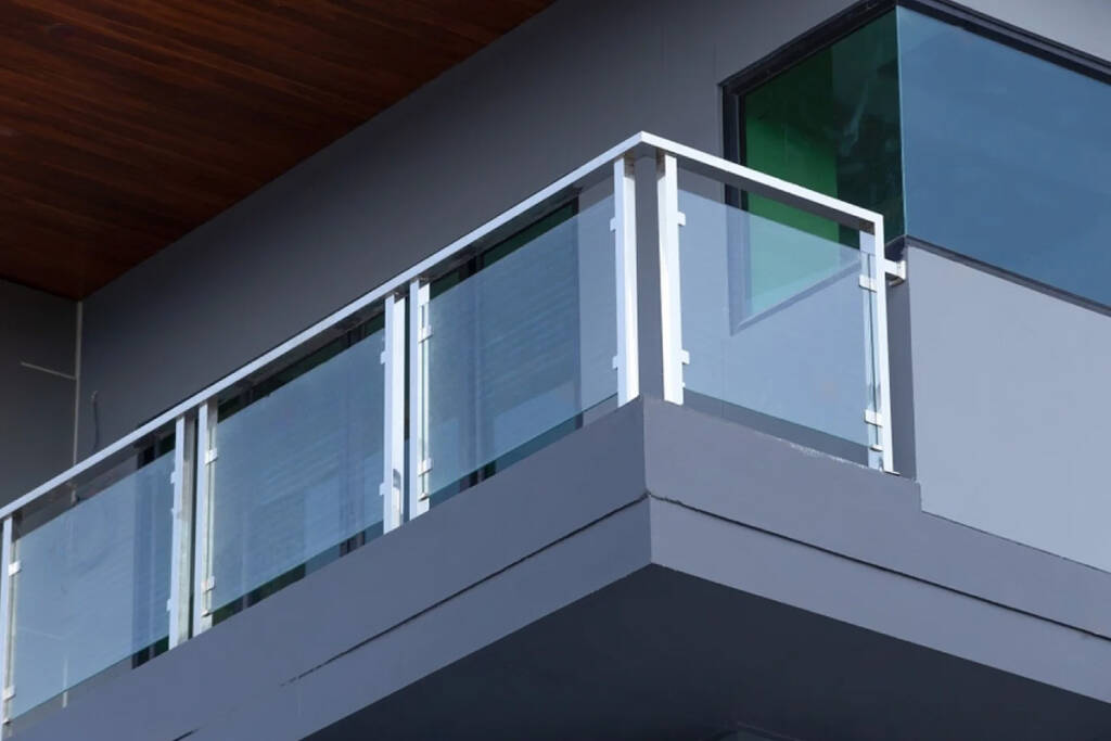 15 Balcony Glass Design Ideas For A Unique Look