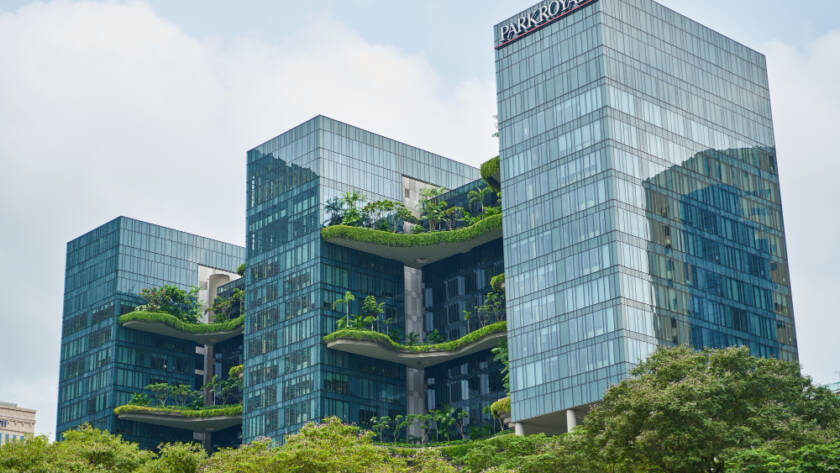 Low-Carbon Glass