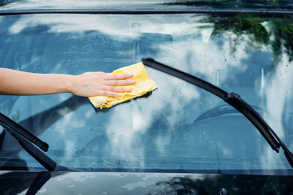 Windshield Replacement vs Repair: Making The Right Decision For Safety 1 Windshield Replacement vs Repair: Making The Right Decision For Safety