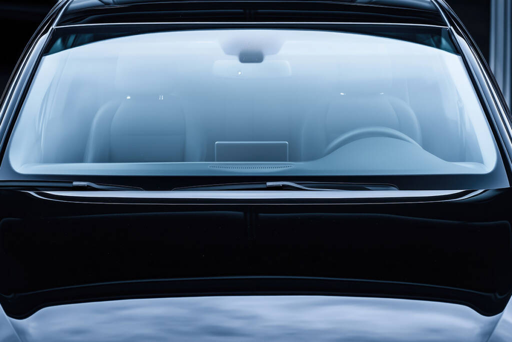 Understanding Laminated Glass Standards: IS2553 Part 2 and IR 43 Compliance 2 Understanding Laminated Glass Standards: IS2553 Part 2 and IR 43 Compliance