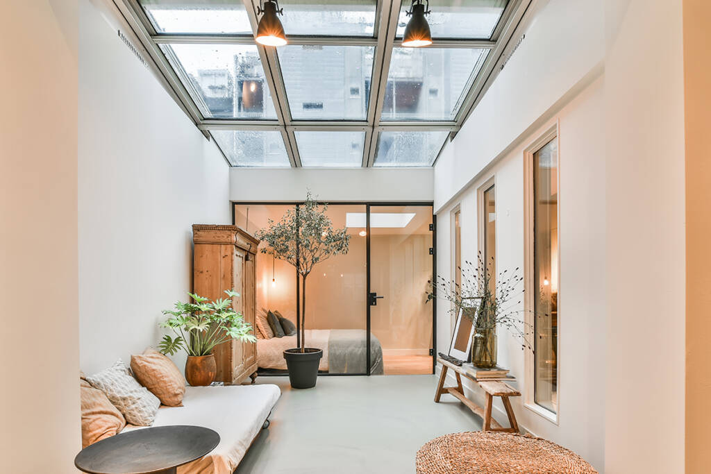 A Comprehensive Guide to the Benefits of Glass Skylights 3 A Comprehensive Guide to the Benefits of Glass Skylights